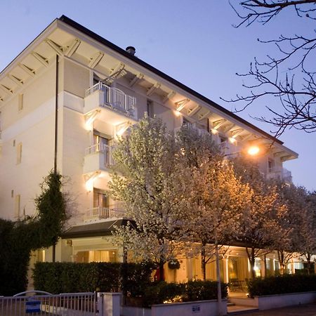 Hotel Maestrale Ριτσόνε Εξωτερικό φωτογραφία